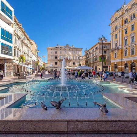 Naval Studio With Garden Rijeka Bagian luar foto