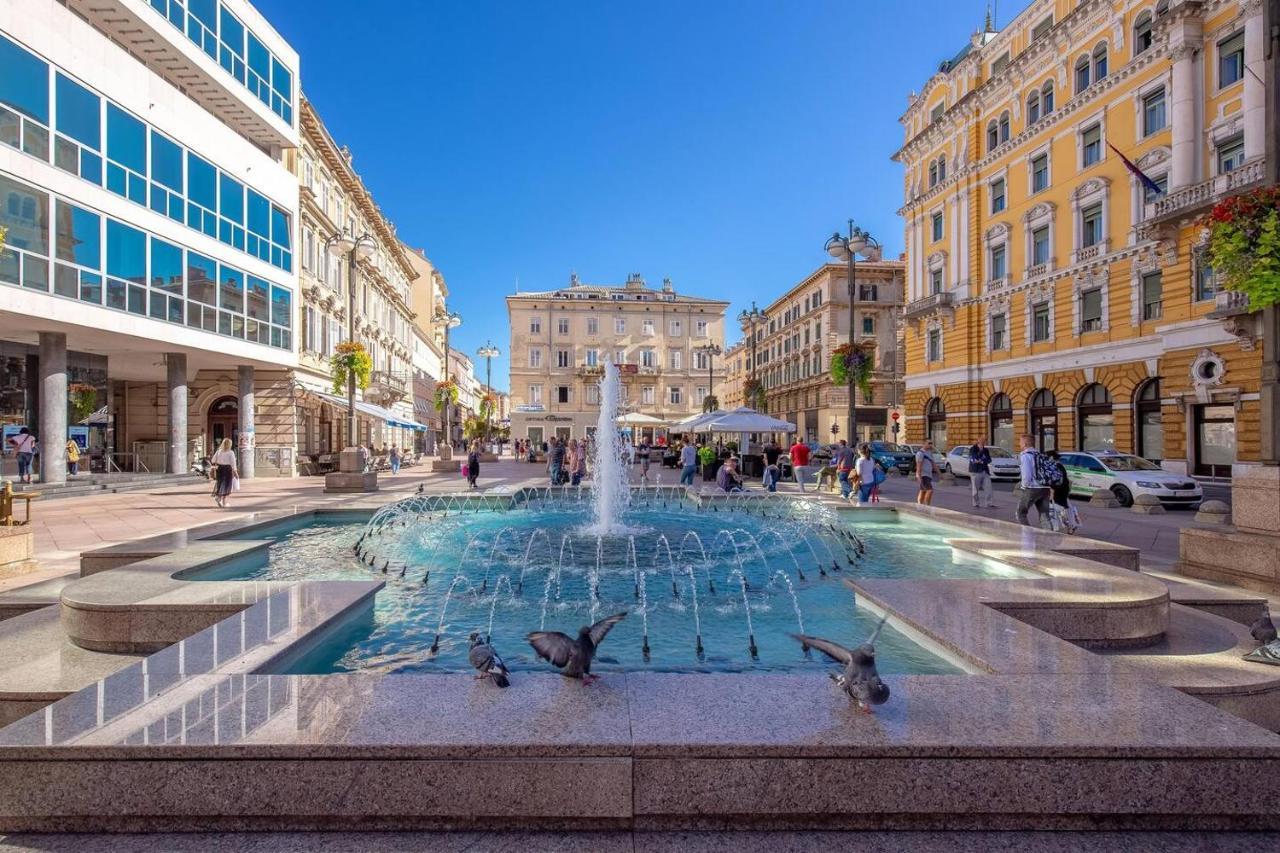 Naval Studio With Garden Rijeka Bagian luar foto